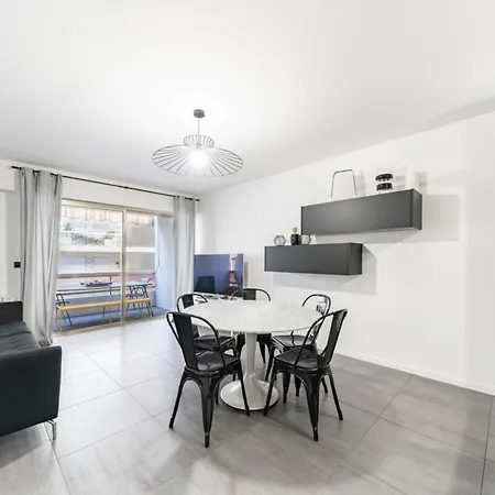 Cozystay - Brand New 3 Bedrooms 2min Walk To Carlton *