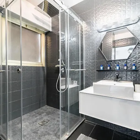 شقة Cozystay - Brand New 3 Bedrooms 2min Walk To Carlton