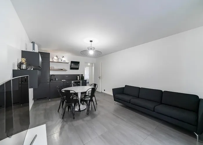 Apartment Cozystay - Brand New 3 Bedrooms 2min Walk To Carlton Cannes