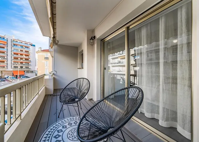 Cozystay - Brand New 3 Bedrooms 2min Walk To Carlton Cannes